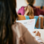 Choc des savoirs ou assignation sociale ?
